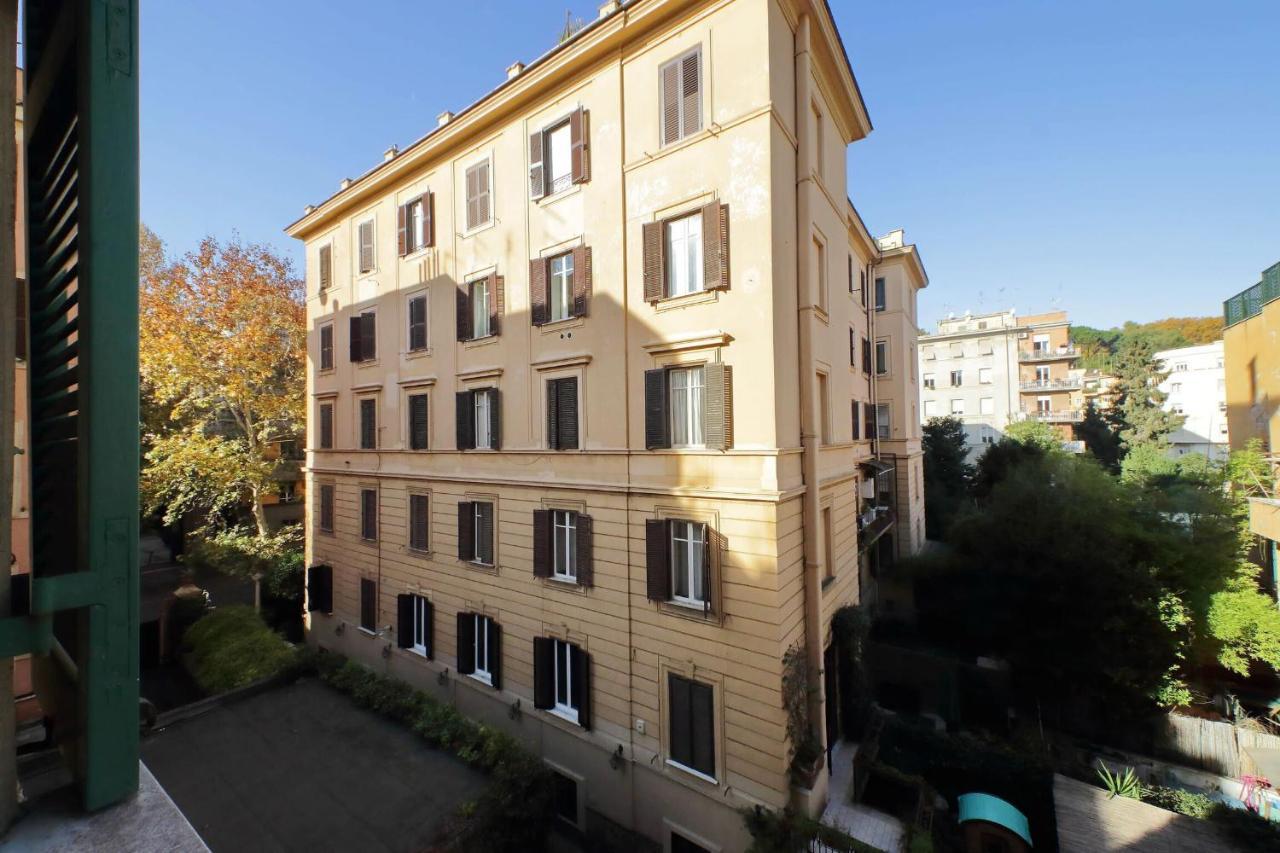 Dandolo In Trastevere By Halldis Rome Exterior photo